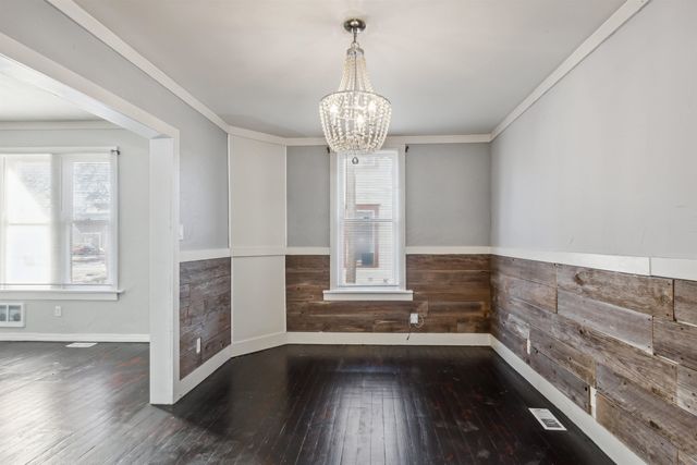 1527 S Water St, Wichita, KS 67213