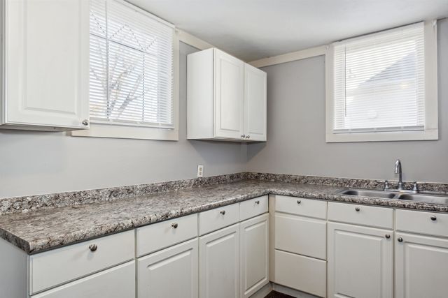 1527 S Water St, Wichita, KS 67213