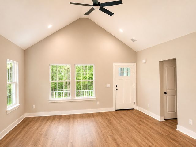 4619 Chapel Hill Rd, Southside, TN 37171