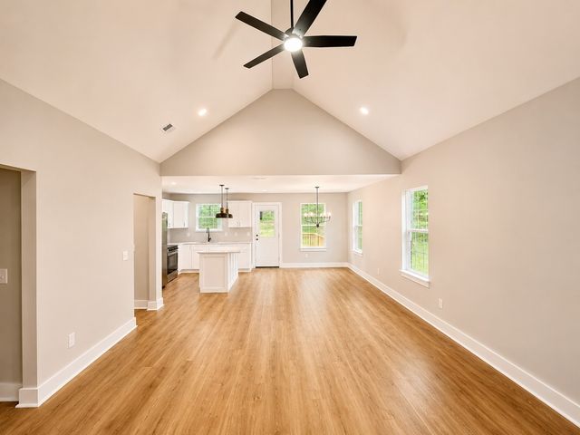 4619 Chapel Hill Rd, Southside, TN 37171