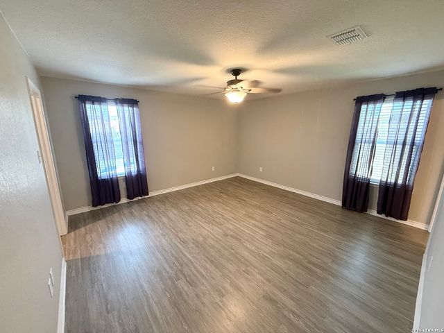 8205 N Assumption Dr, San Antonio, TX 78254