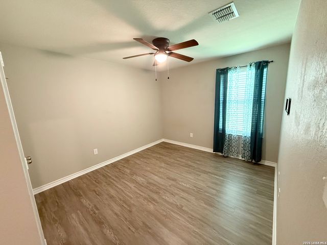 8205 N Assumption Dr, San Antonio, TX 78254