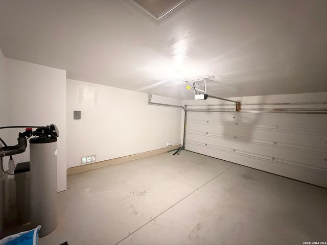 8205 N Assumption Dr, San Antonio, TX 78254