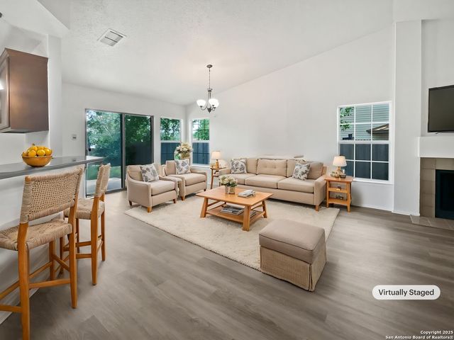 9934 Spruce Ridge, Converse, TX 78109
