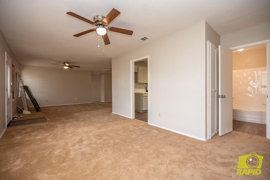 Image 12 of property listing at 10826 W Grape Creek Road, San Angelo, TX 76901