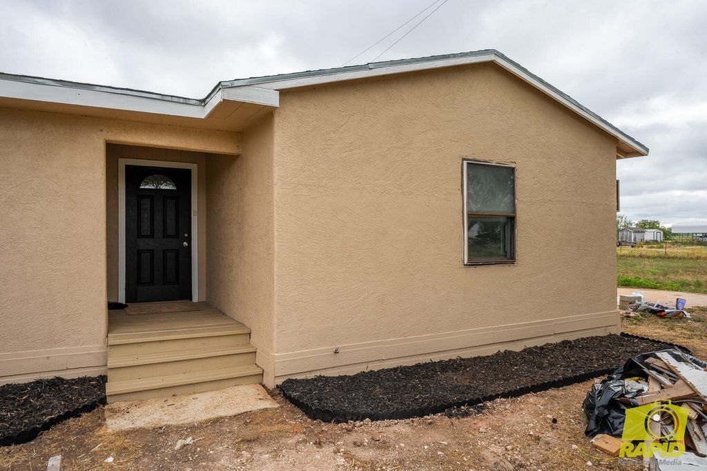 Image 23 of property listing at 10826 W Grape Creek Road, San Angelo, TX 76901