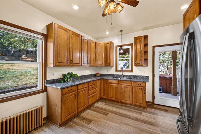 16 Legreid Street, Deerfield, WI 53531