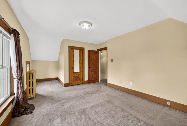 16 Legreid Street, Deerfield, WI 53531