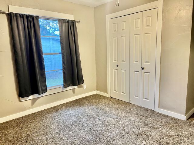 960 N Stephen Ave, Stephenville, TX 76401