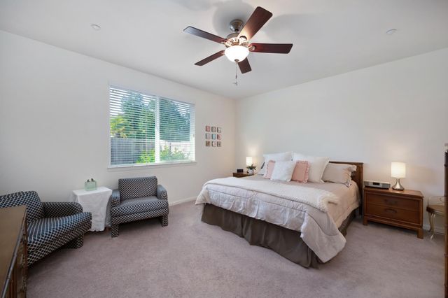 3016 Village Park Dr, Roseville, CA 95747