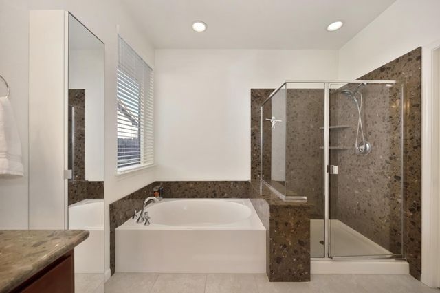 3016 Village Park Dr, Roseville, CA 95747