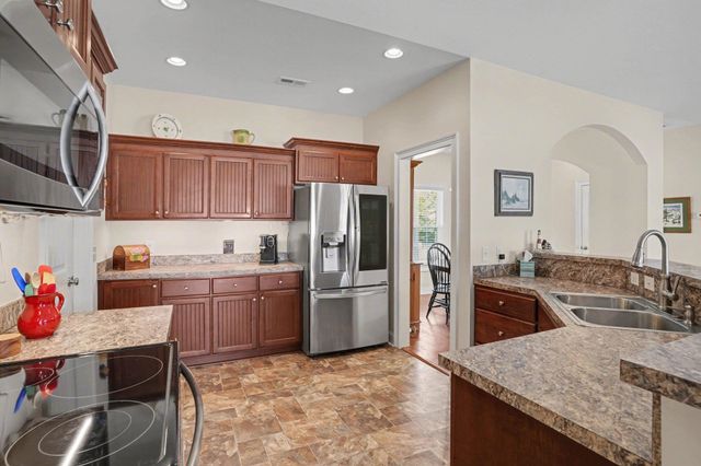 1008 Napa Ct., Longs, SC 29568