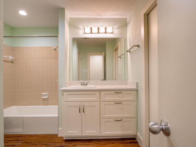 109 Sundown TRL, Marble Falls, TX 78654