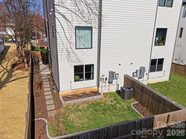 1602 Julia Maulden Place, Charlotte, NC 28206