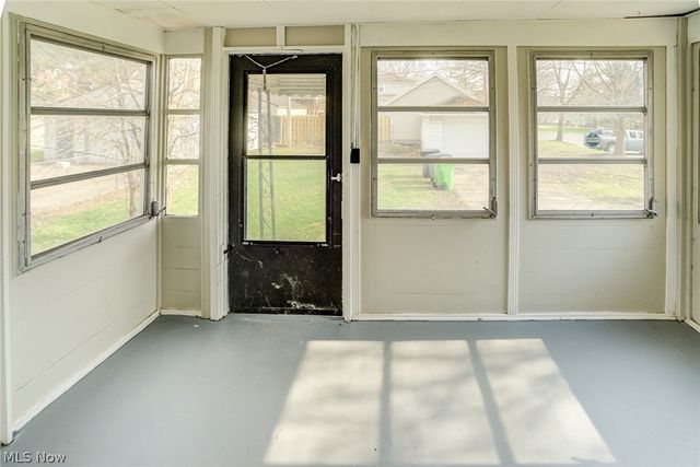 104 Columbus Street, Bedford, OH 44146