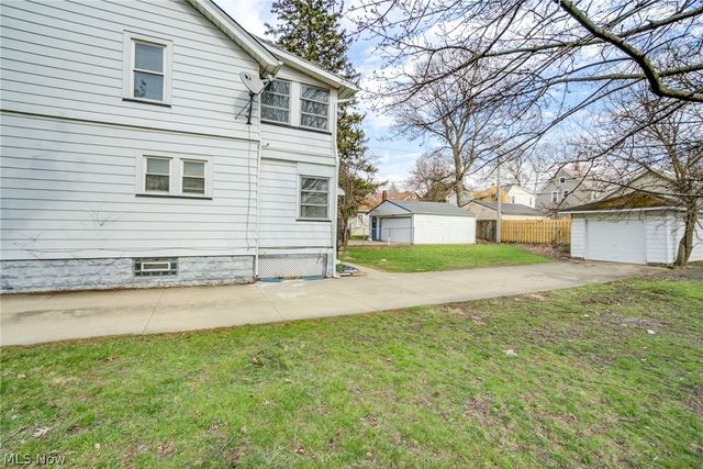 104 Columbus Street, Bedford, OH 44146