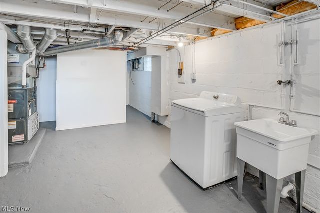 104 Columbus Street, Bedford, OH 44146