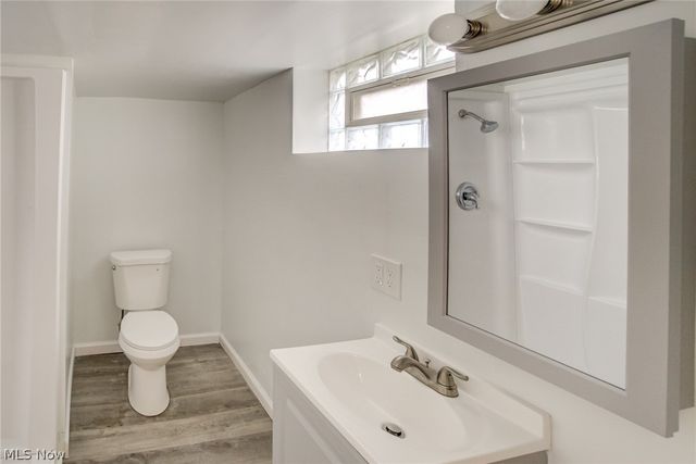 104 Columbus Street, Bedford, OH 44146