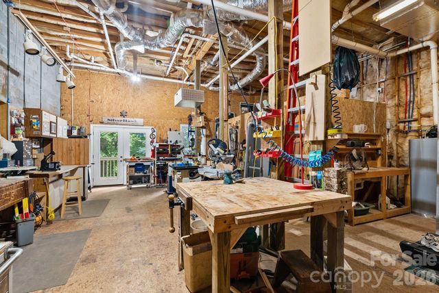 522 Silver Hawk Lane, Weaverville, NC 28787