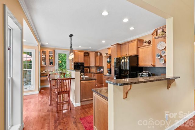 522 Silver Hawk Lane, Weaverville, NC 28787