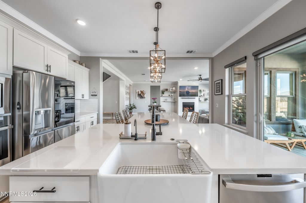 Image 11 of property listing at 971 Little Star Drive, Reno, NV 89511