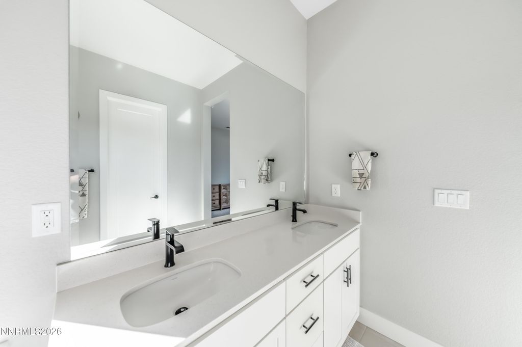 Image 17 of property listing at 971 Little Star Drive, Reno, NV 89511