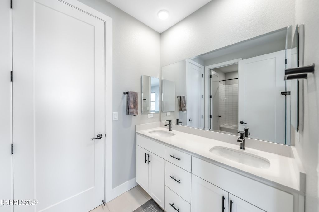 Image 25 of property listing at 971 Little Star Drive, Reno, NV 89511