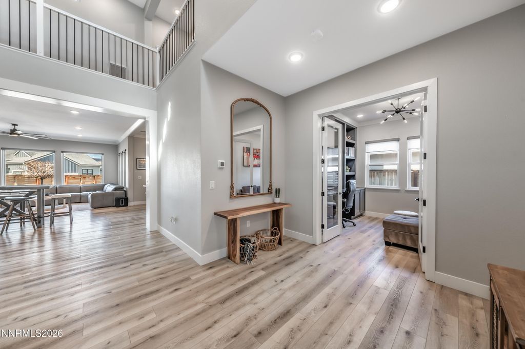 Image 3 of property listing at 971 Little Star Drive, Reno, NV 89511