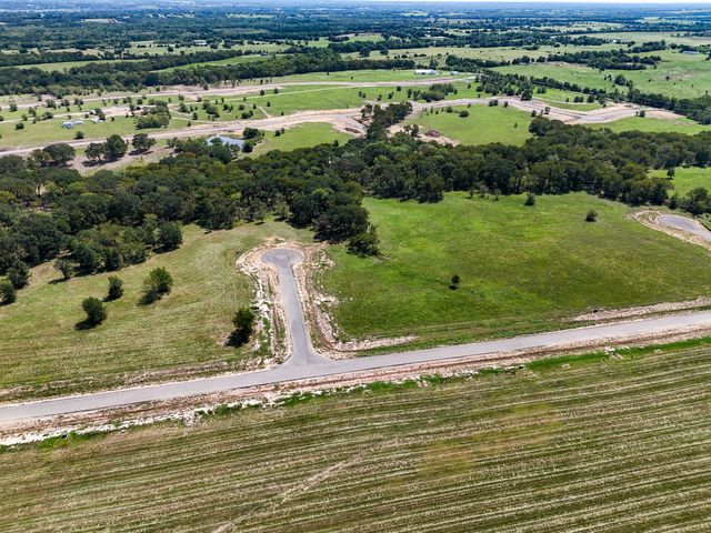 220 Diamond Point, Dodd City, TX 75438