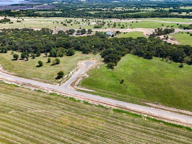 220 Diamond Point, Dodd City, TX 75438