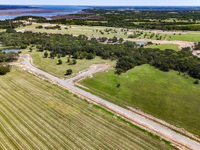 220 Diamond Point, Dodd City, TX 75438