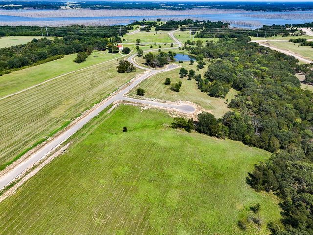 220 Diamond Point, Dodd City, TX 75438