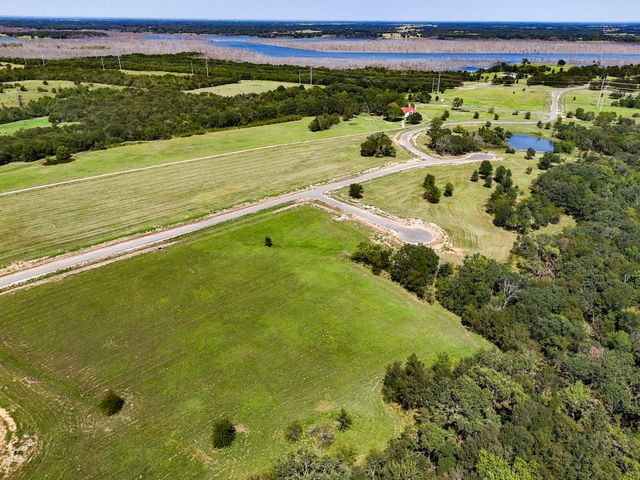 220 Diamond Point, Dodd City, TX 75438
