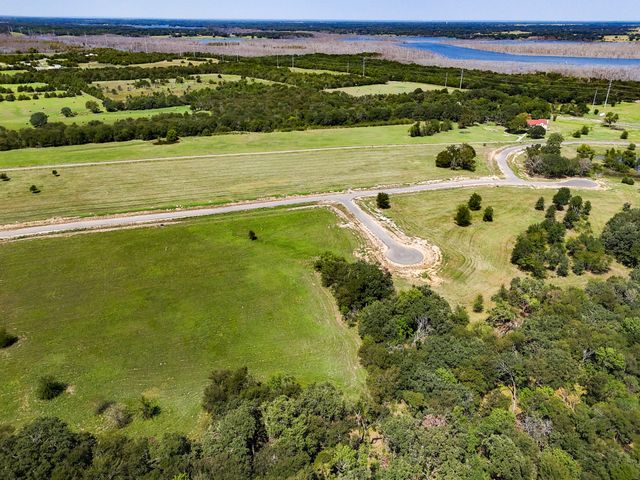 220 Diamond Point, Dodd City, TX 75438