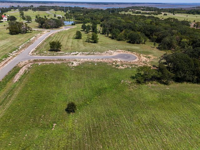 220 Diamond Point, Dodd City, TX 75438