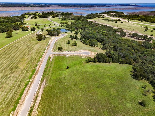 220 Diamond Point, Dodd City, TX 75438
