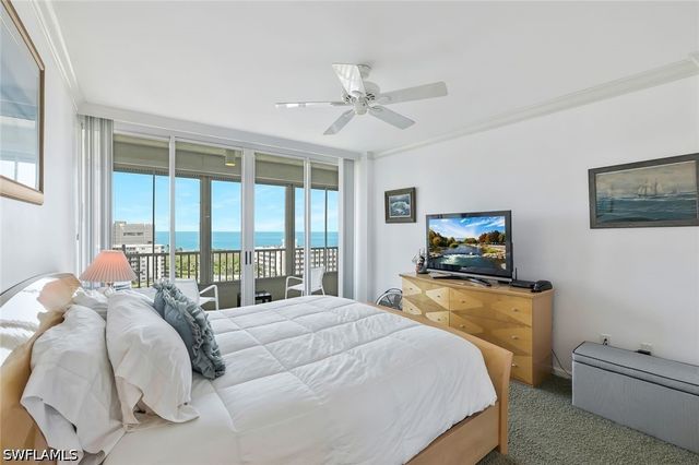 25 Bluebill AVE 1103, Naples, FL 34108