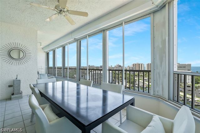 25 Bluebill AVE 1103, Naples, FL 34108