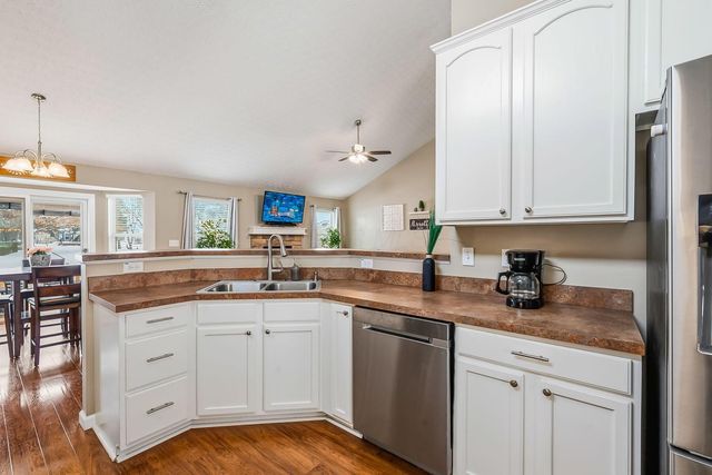 4032 Ponds Edge Street Street, Grove City, OH 43123