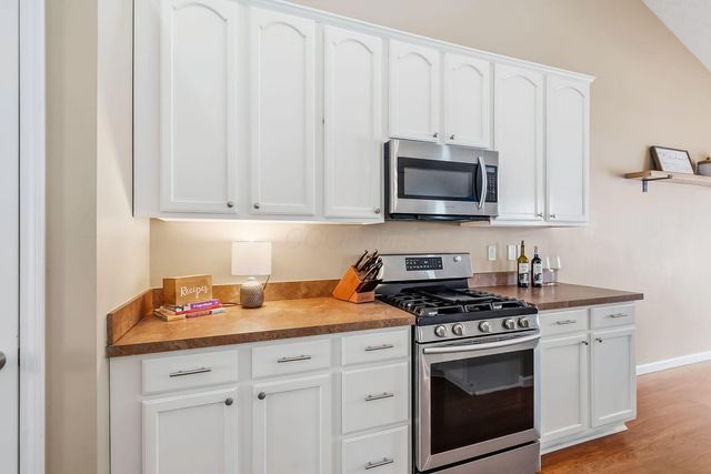 4032 Ponds Edge Street Street, Grove City, OH 43123