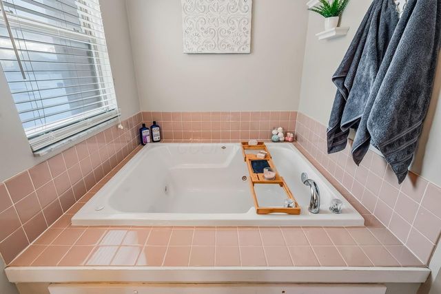 4032 Ponds Edge Street Street, Grove City, OH 43123