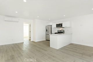 6745 Laurel Canyon Boulevard 203, North Hollywood, CA 91606