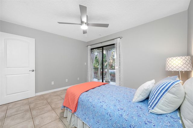 3295 FOX CHASE CIRCLE N 105, Palm Harbor, FL 34683