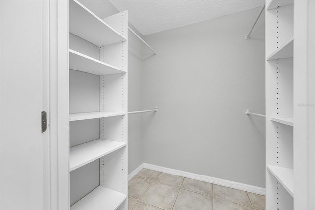 3295 FOX CHASE CIRCLE N 105, Palm Harbor, FL 34683