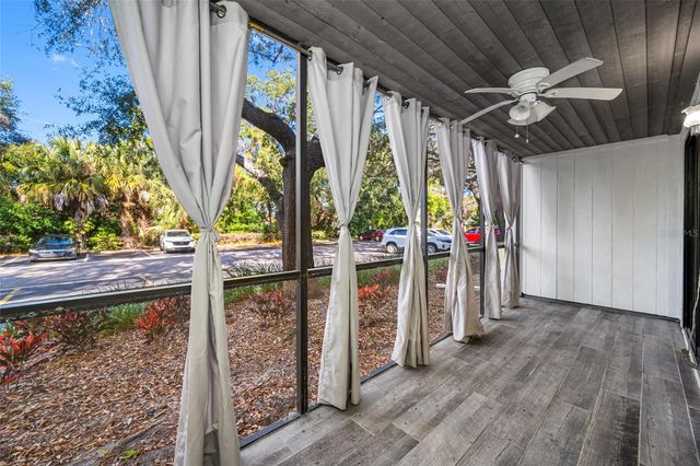 3295 FOX CHASE CIRCLE N 105, Palm Harbor, FL 34683