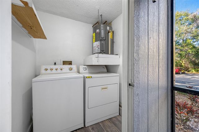 3295 FOX CHASE CIRCLE N 105, Palm Harbor, FL 34683