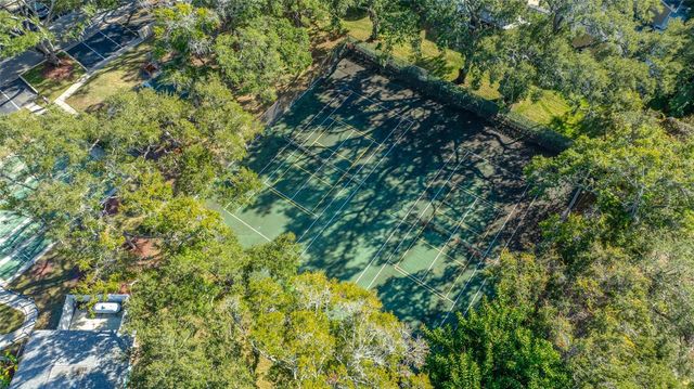 3295 FOX CHASE CIRCLE N 105, Palm Harbor, FL 34683