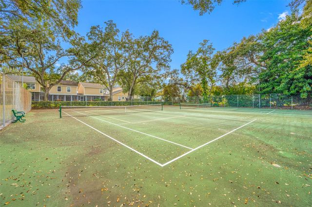 3295 FOX CHASE CIRCLE N 105, Palm Harbor, FL 34683