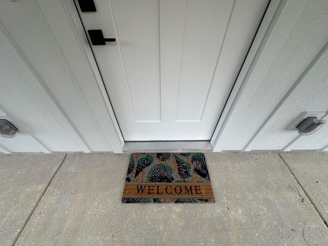 42 Eckie Drive, Freeport, FL 32439