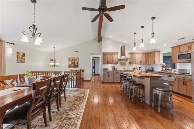 8120 Crow Road, Litchfield, OH 44253
